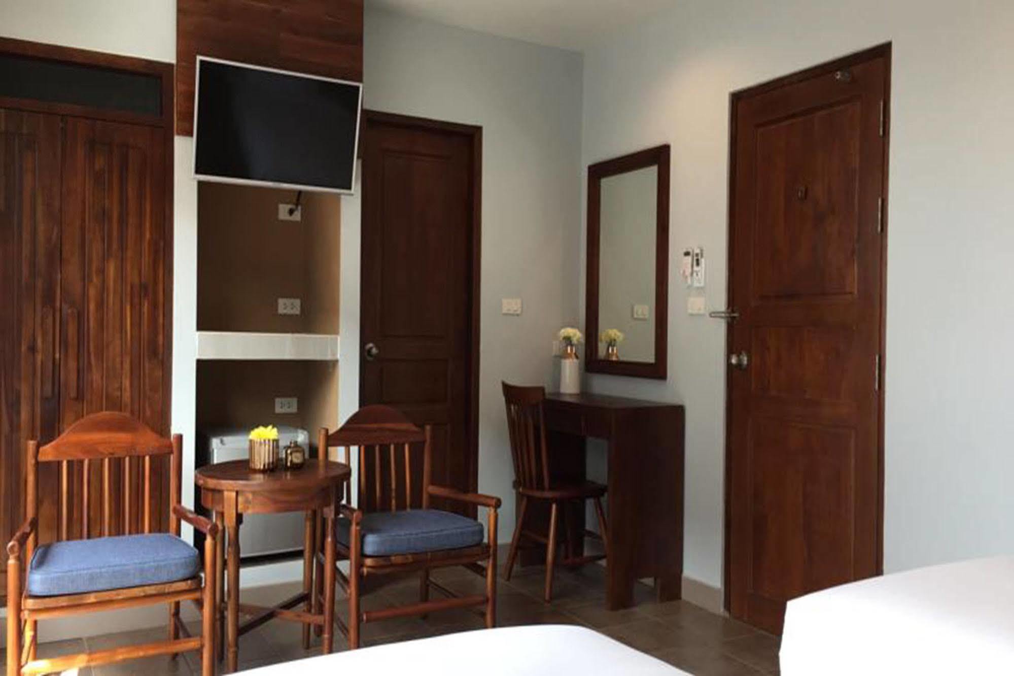 Carunda Hotel Ban Nong Hin (Prachuap Khiri Khan) Exterior foto